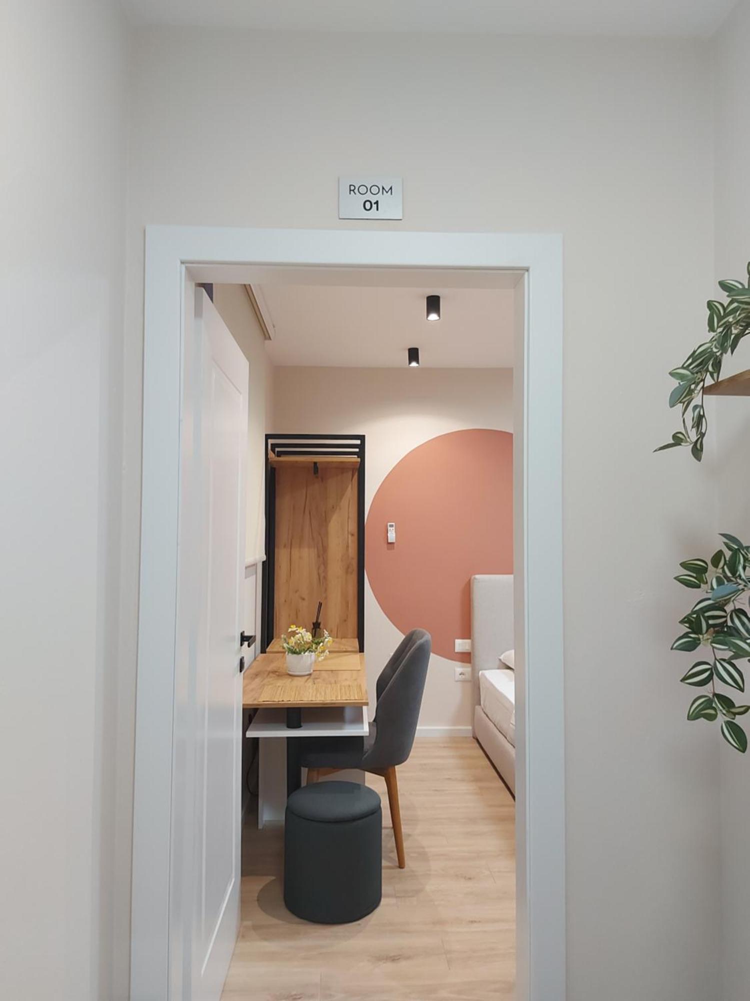Center Cozy Nest Hotel Tirana Exterior foto